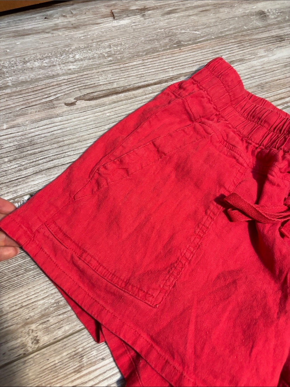 Kut from the Kloth Red Linen-Blend Drawstring Shorts - Picture 10 of 16
